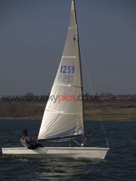 E3161205.jpg