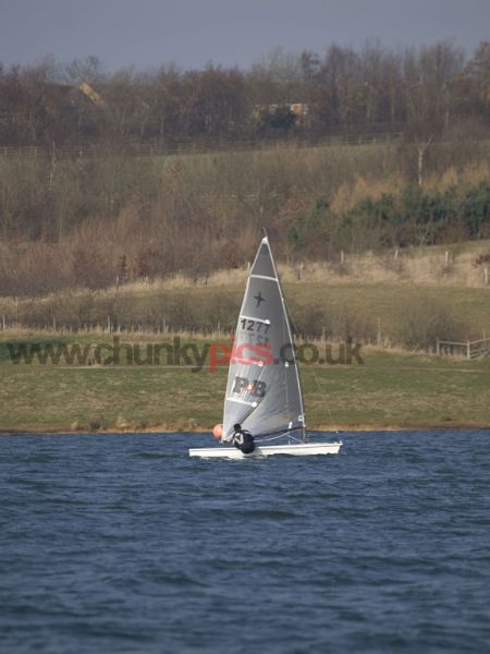 E3161224.jpg