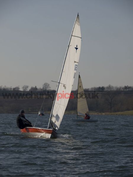 E3161590.jpg