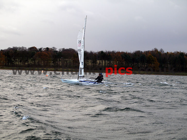 E5013612.jpg