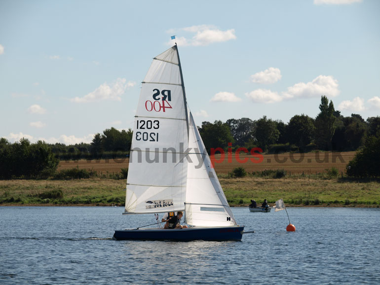 E5151636.jpg