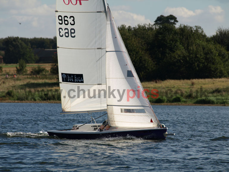 E5151663.jpg