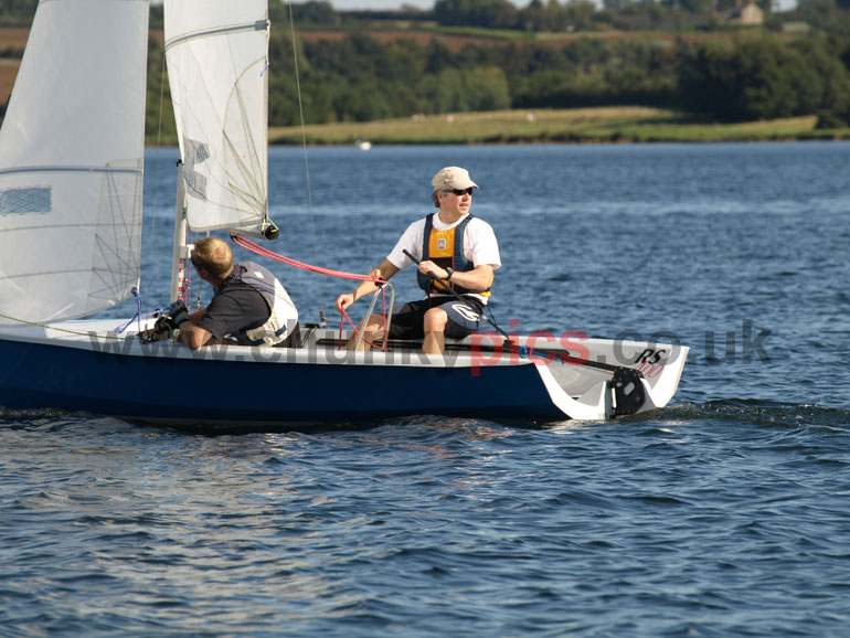 E5151681.jpg